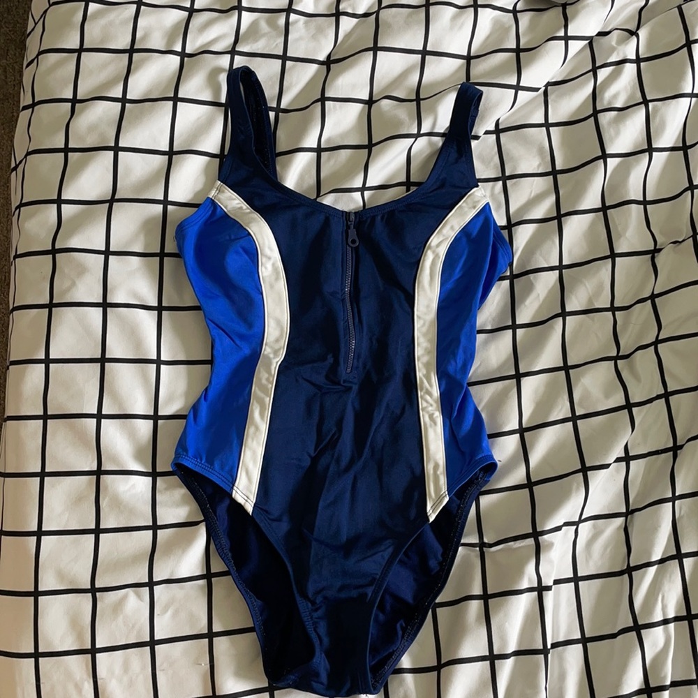 Vintage 90’s one piece